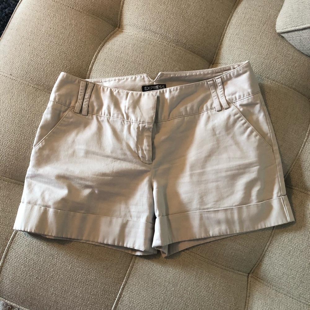 Express Casual Short